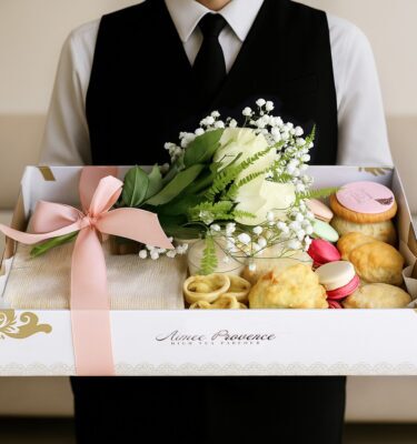 birthday food gifts delivered to sunshine coast and brisbane by aimee provence
