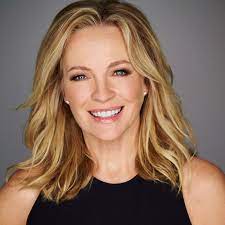 Rebecca Gibney 5 star review aimee provence