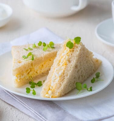 egg mayonnaise sandwiches
