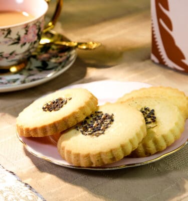 lavender tea time biscuits