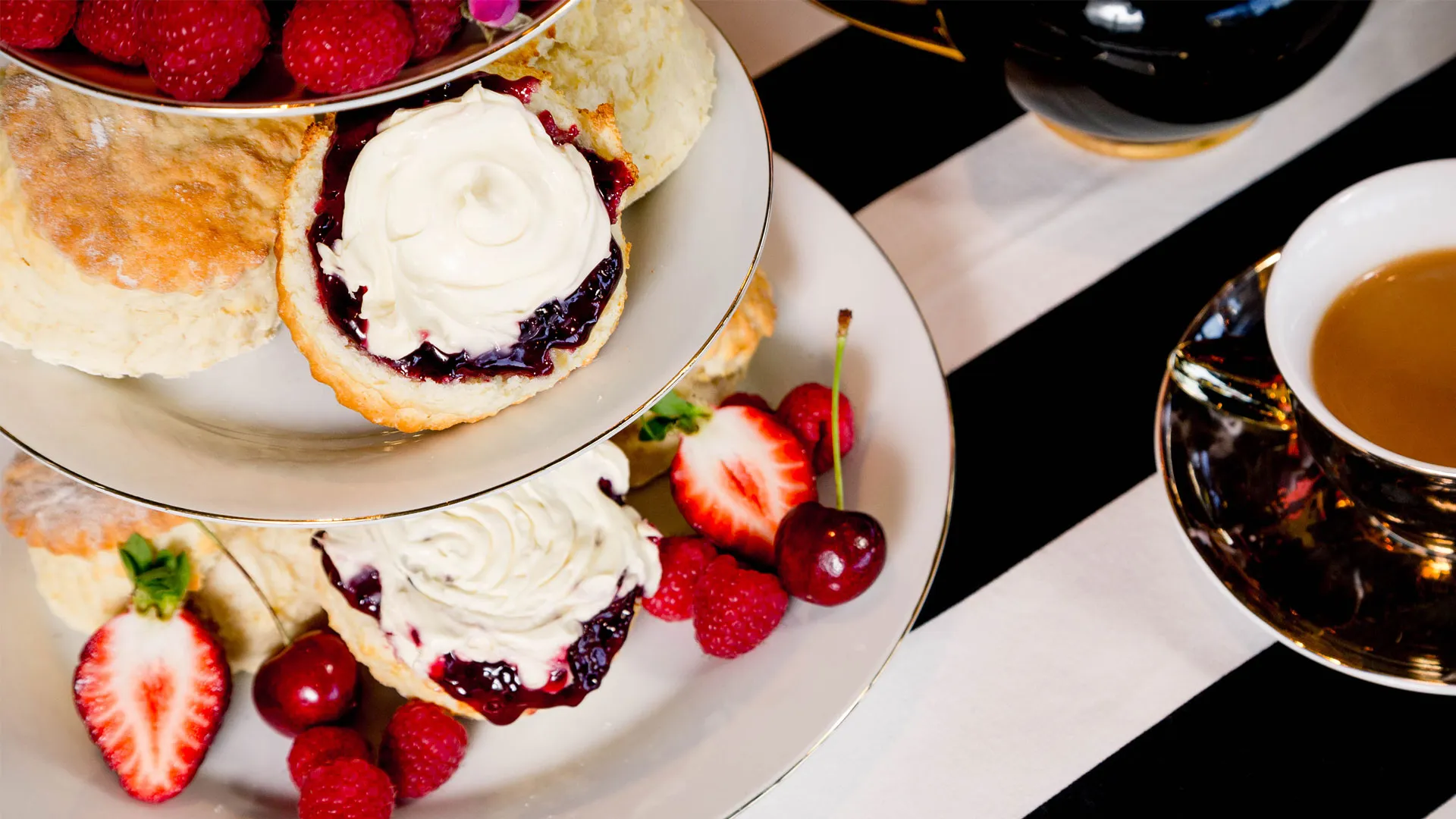 what-is-clotted-cream-aimee-provence